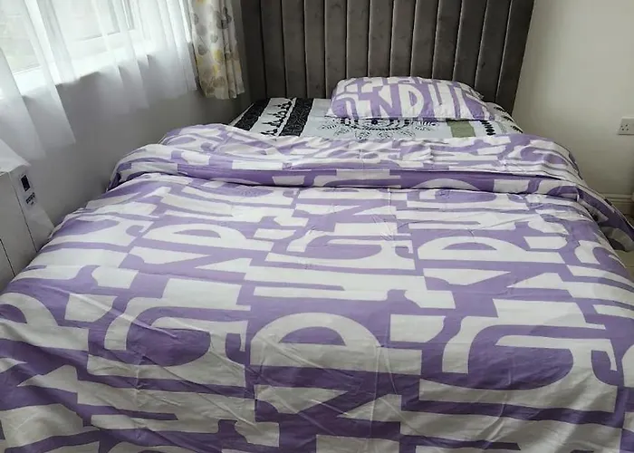 בית הארחה The Cairns 3*