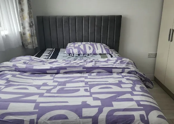 בית הארחה The Cairns דרוגדה